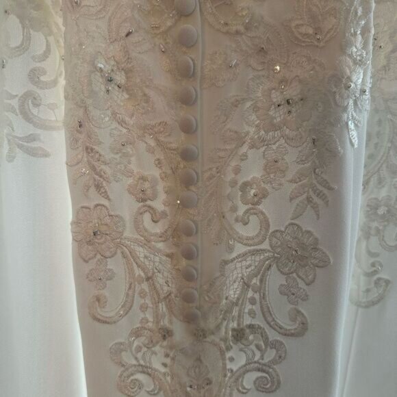 NWT Galina Signature Style SV830 Sheer Bodice Lace Wedding Dress - Picture 14 of 16